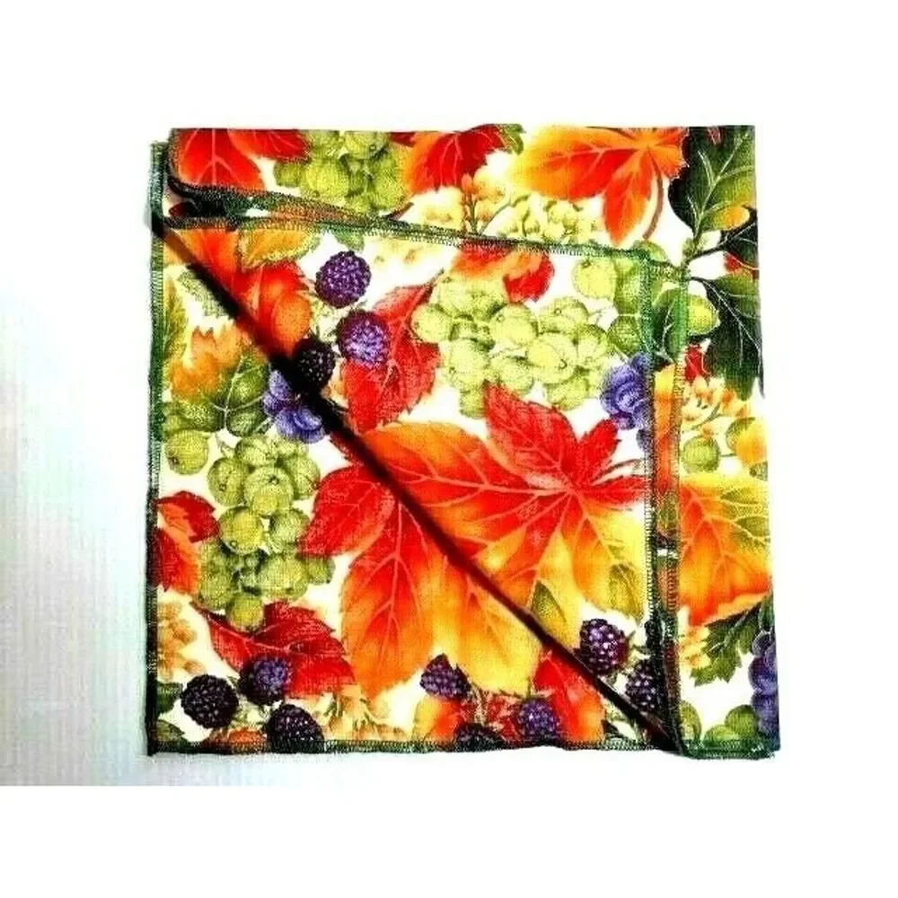 Autumn Berry Dinner Napkins 4-Pc Leaves Gooseberry 17-in Acorns Fall Handmade